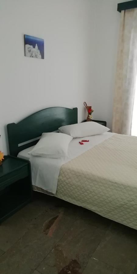 5bedroom villa in perissa beach Buitenkant foto