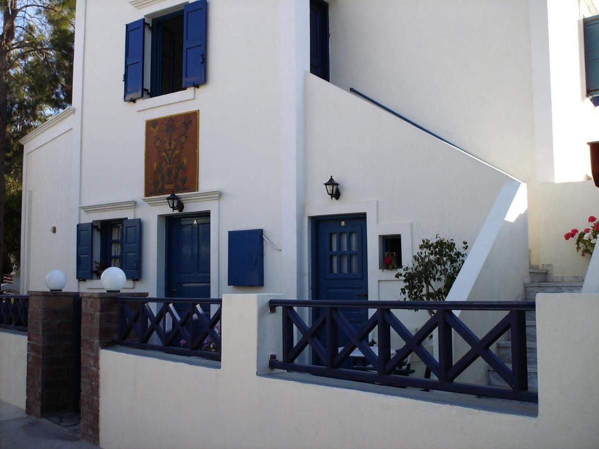 5bedroom villa in perissa beach Buitenkant foto